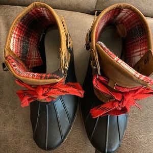Womens boots